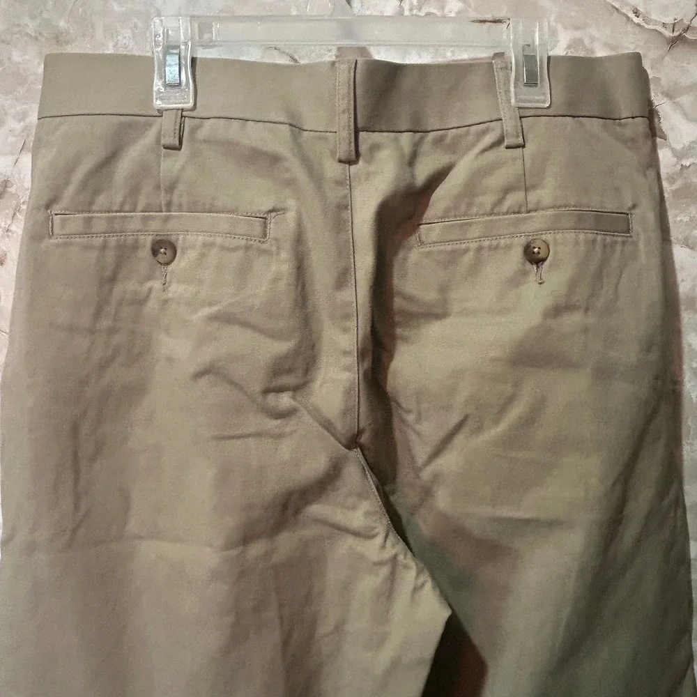 Croft & Barrow Mens Pleated Chino Pants Khaki Tan 32x32 (Measures‎ 32x30)